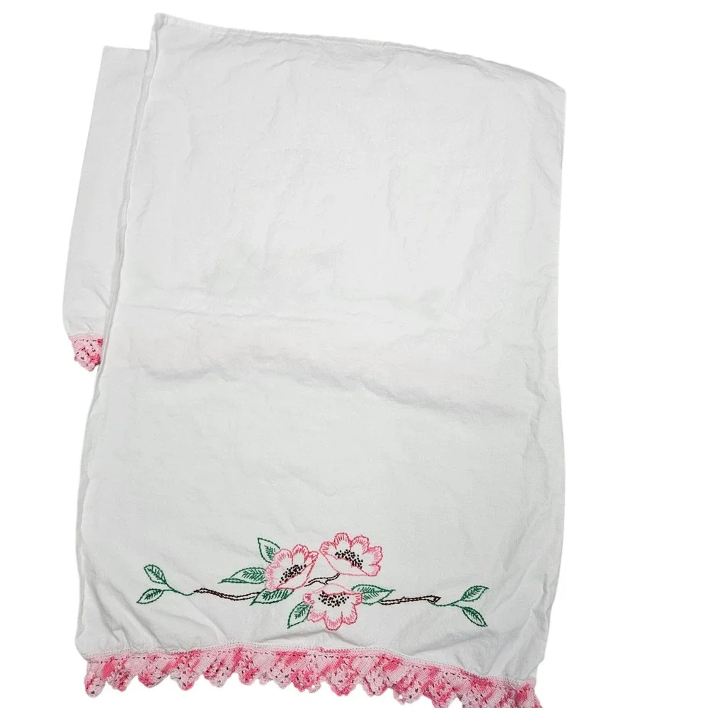Vintage Handmade Embroidered Pillowcase‎ Set Pink Floral Crochet White Cottage